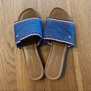 Tommy Hilfiger Sandals | Size 8